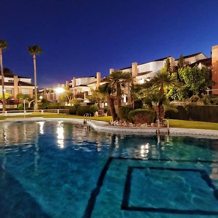 Adosado Para Familias Al Lado De La Playa, Con Piscina Castellón de la Plana Екстериор снимка
